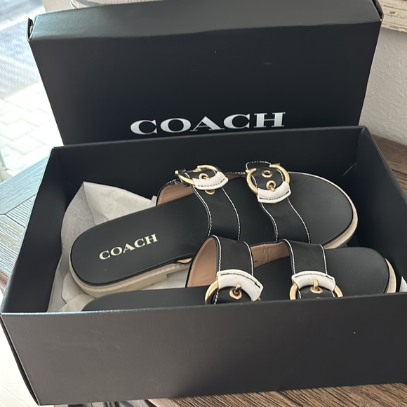 Coach Piper Leather Sandal Black Size 9 Like New - Picture 6 of 7